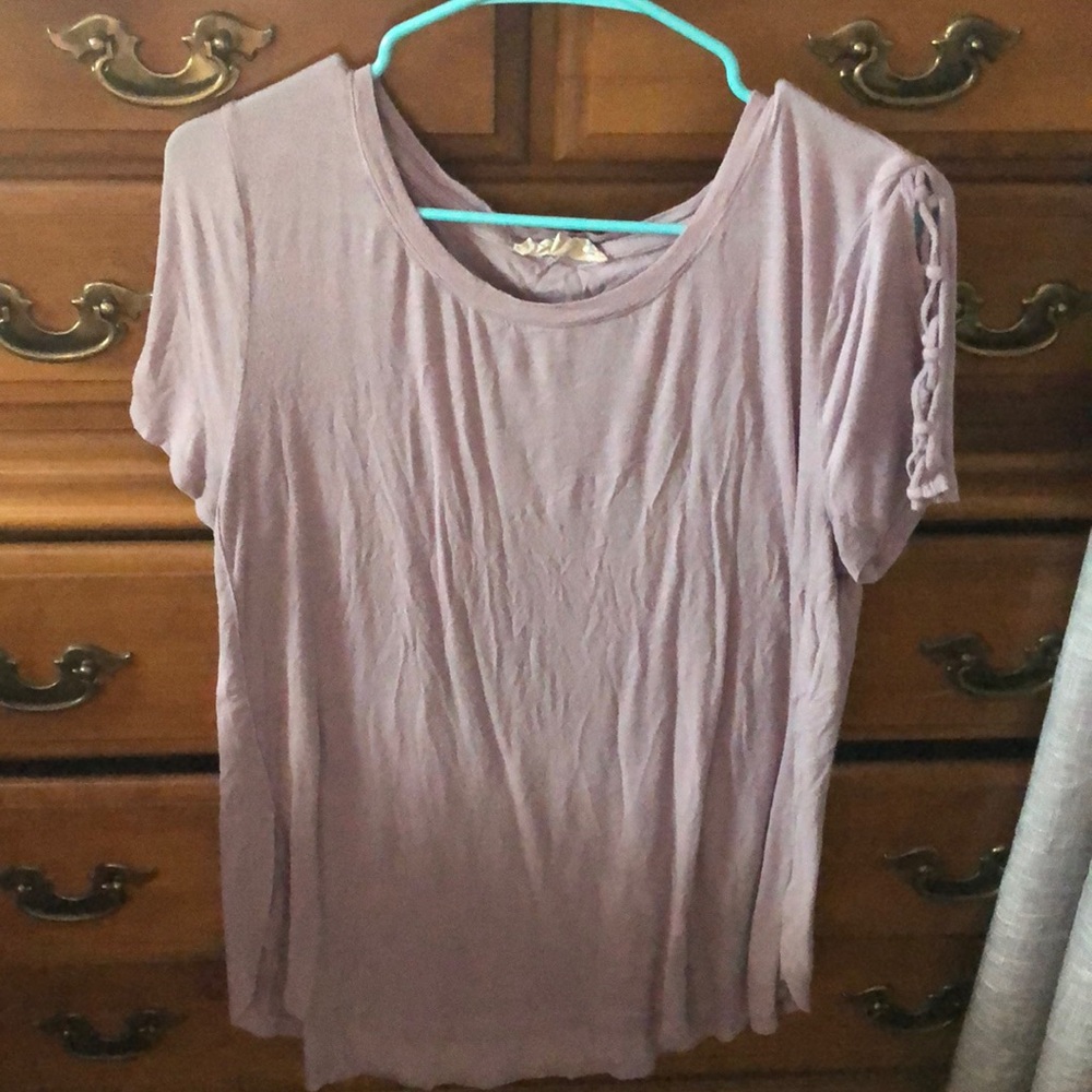Short Sleeved T shirt
